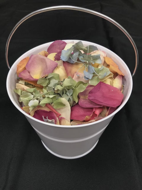 Flower girl petal pail with real rose petals for weddings – Prime Petal Company