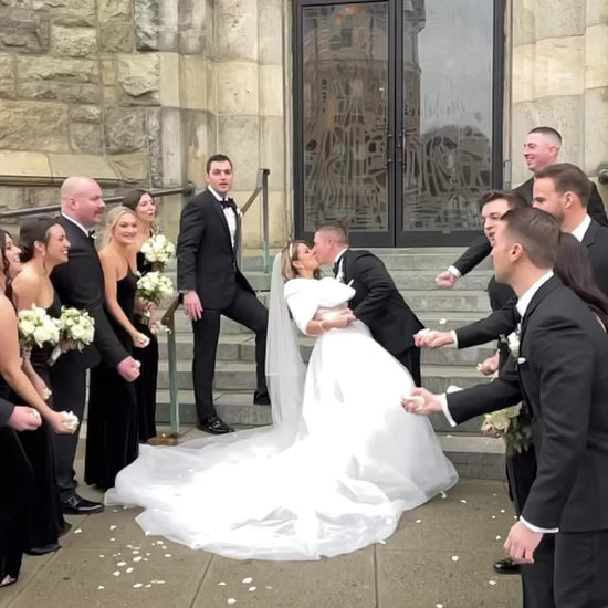 Bulk Ivory Rose Petals for weddings – Prime Petal Company. petals for weddings and romantic events, Wedding décor.  Rose Petal Wedding Toss in Slow Motion Video. 